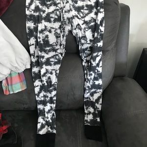Pajama pants / leggings